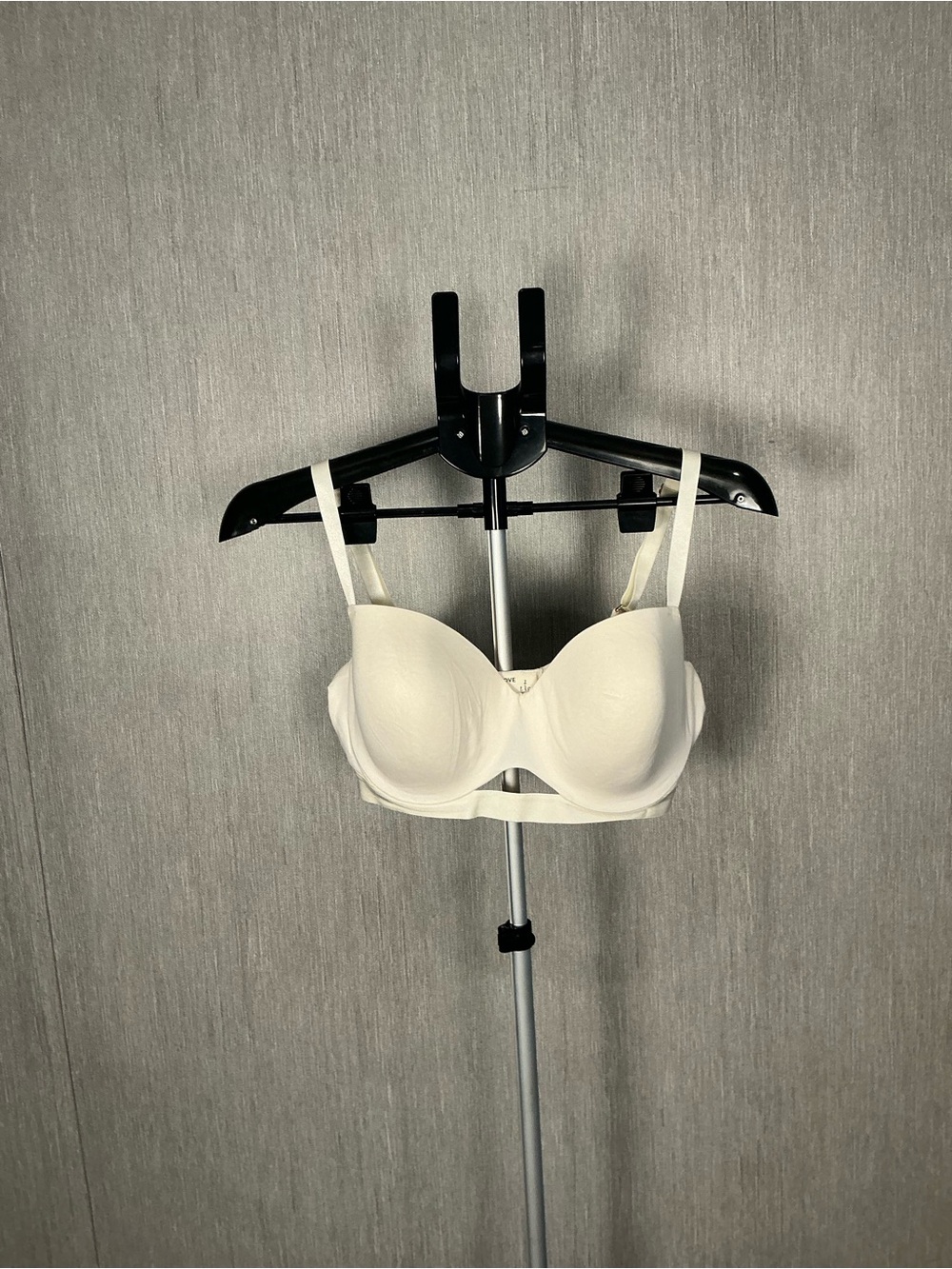 ThirdLove Smooth Seamless Underwire Bra in Ivory Size 38D